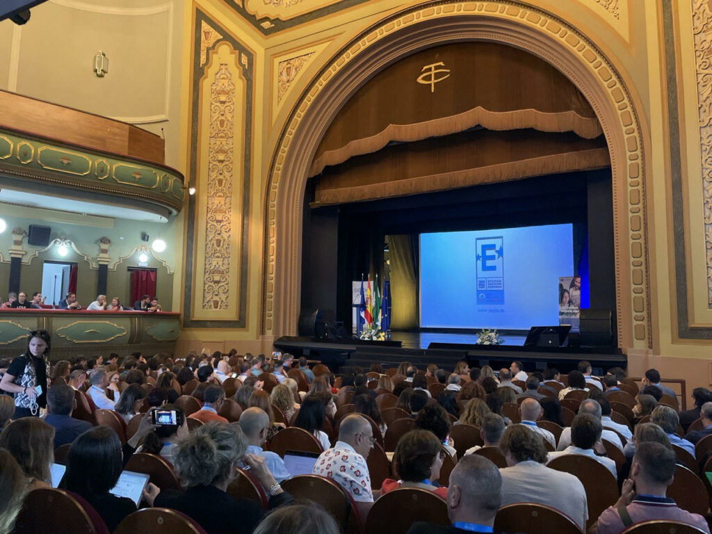 Erasmus+ en las Jornadas Nacionales de FP en Carmona - Foto 1